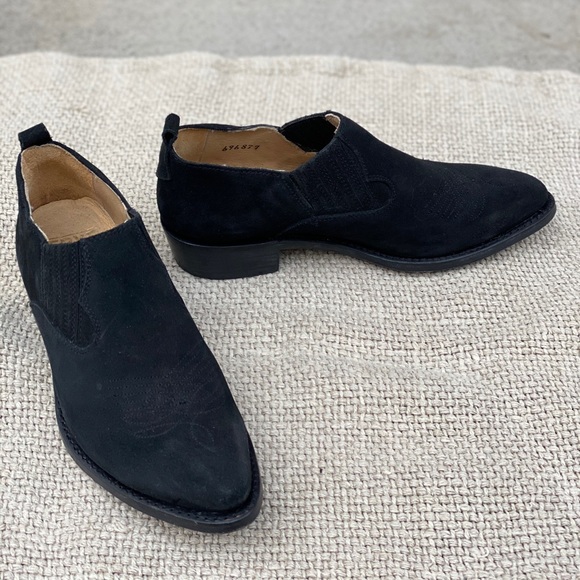 Frye Billy round toe black suede shooties - Picture 7 of 12